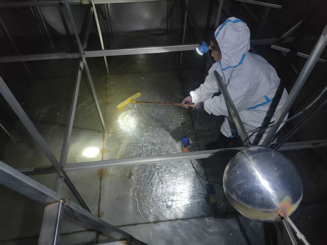 万州二次供水水箱清洗